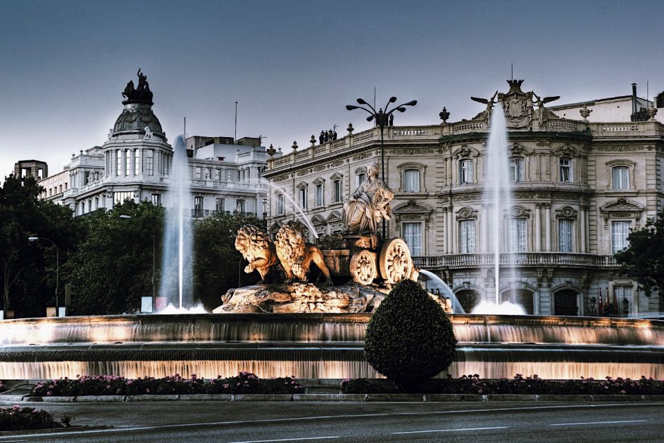 Skip-the-Line Royal Palace of Madrid and Guided Walking Tour - Exploring Habsburg Rulers