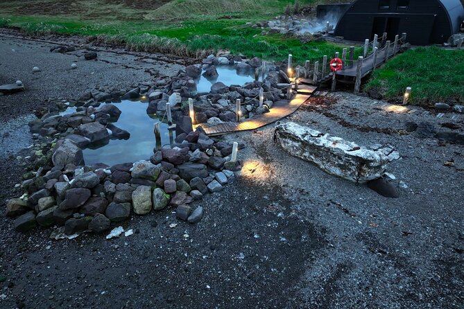 Small Group Golden Circle Tour: the # 1 - Lunch at Farm & Luxury Hot Sea Baths - Icelandic Specialties at Farms