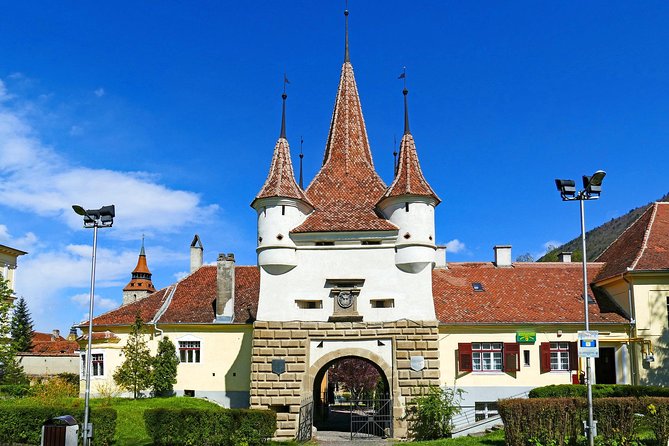 Small Group Walking Tour Of Brasov Old Town - Traveler Experiences