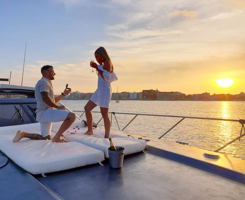 Sunset on a Boat With Cava Included - Highlights