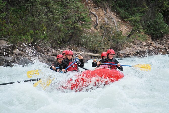 Sunwapta Challenge Whitewater Rafting: Class III Rapids - UNESCO-listed Jasper National Park