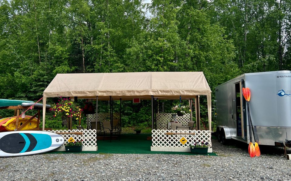 Talkeetna Lakes Park: Sit-On-Top Kayak Tour - Guided Kayak Tour