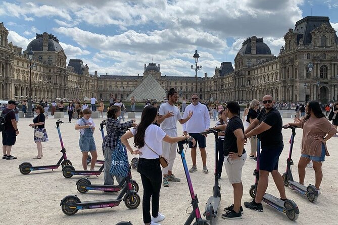 The Best Of Paris by E-Scooter - Equipment and Safety