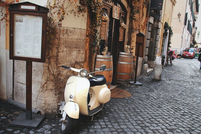 Trastevere and Rome Jewish Ghetto Small Group Walking Tour - Accessibility