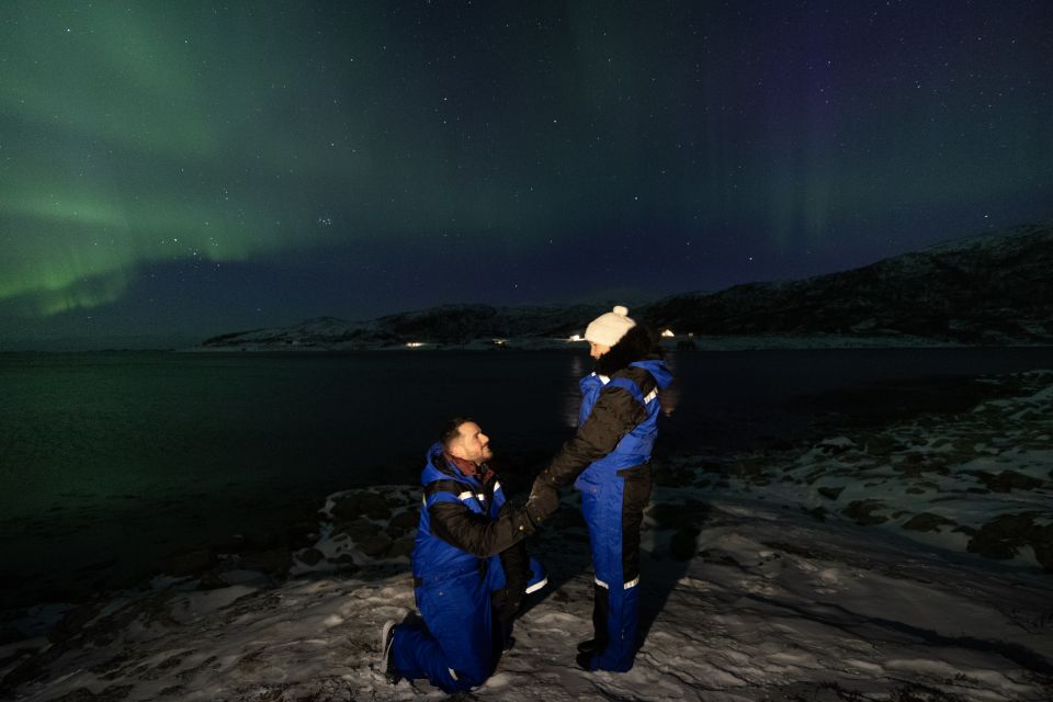 Tromsø: Private Aurora Chase With Meals, Campfire, Photos. - Stargazing and Photography