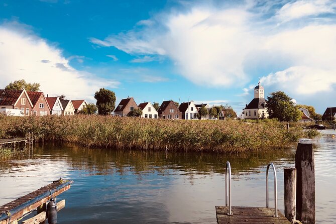 Unique Dutch Villages Zaanse Schans, Dutch Farm and Giethoorn Tour Including Boat Trip - Pickup and Drop-off