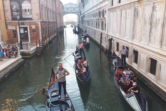 Venice Full-Day Guided Tour From Milan - Meeting and Pickup