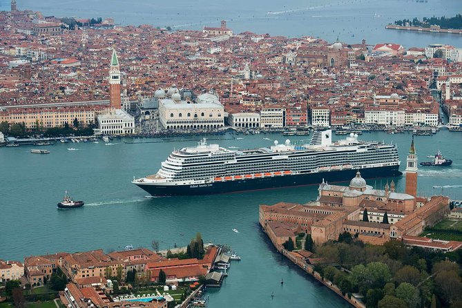 Venice Private Departure Transfer by Water Taxi: Central Venice to Cruise Port - Accessibility