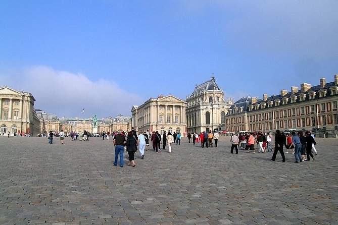 Versailles Guided Tour and Priority Access With Hotel Pickup - Tour Options