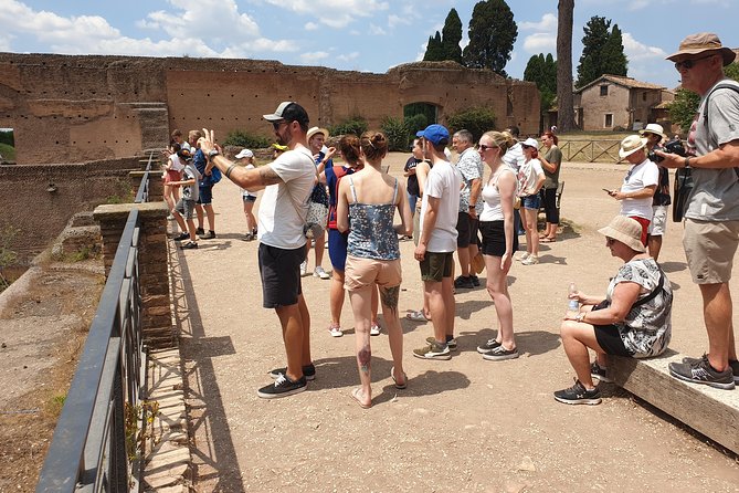 VIP Colosseum, Palatine Hill and Roman Forum Small Group Tour - Customer Experiences and Feedback