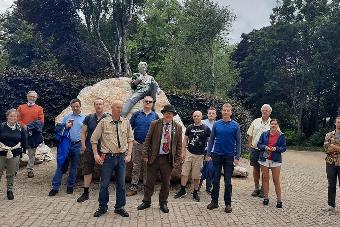 Walking Tour in Merrion Square Park - Dublin Rogues Tour - Meeting and Pickup