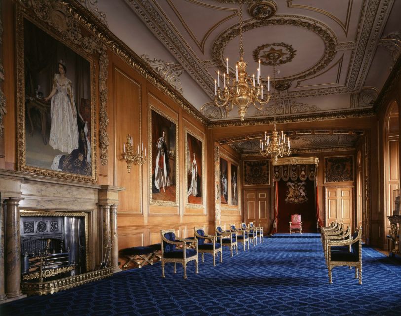 Windsor Castle Tour With Fish and Chips Lunch in London - Admiring St. Georges Chapel