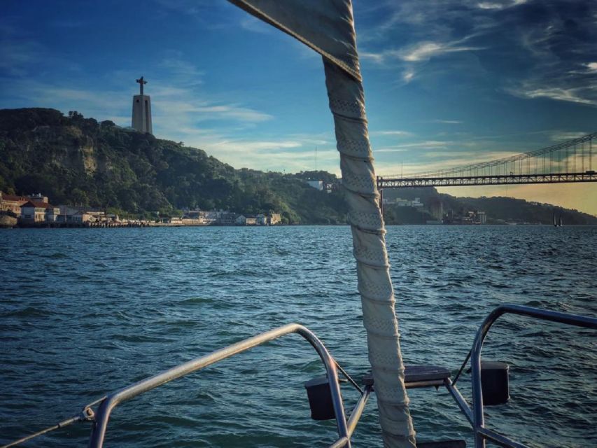 1 Hour Private - Lisbon: Sailing Tour With Wine and History - Included Amenities