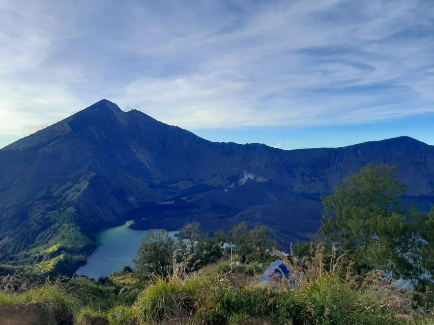 2D1N RINJANI SENARU CRATER RIM TREK - Environmental Conservation Efforts