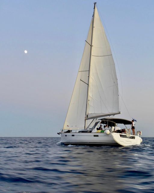 5-Day Crewed Charter The Discovery Beneteau Oceanis 45 - Included Services