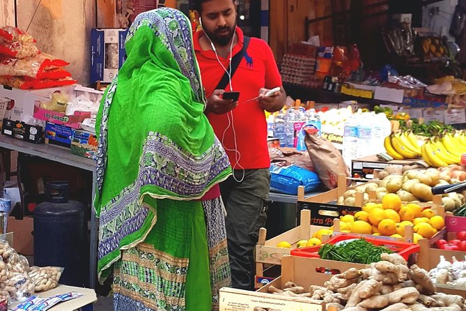 A Walk Among the Monuments and Markets of Palermo - Navigating the Quattro Canti