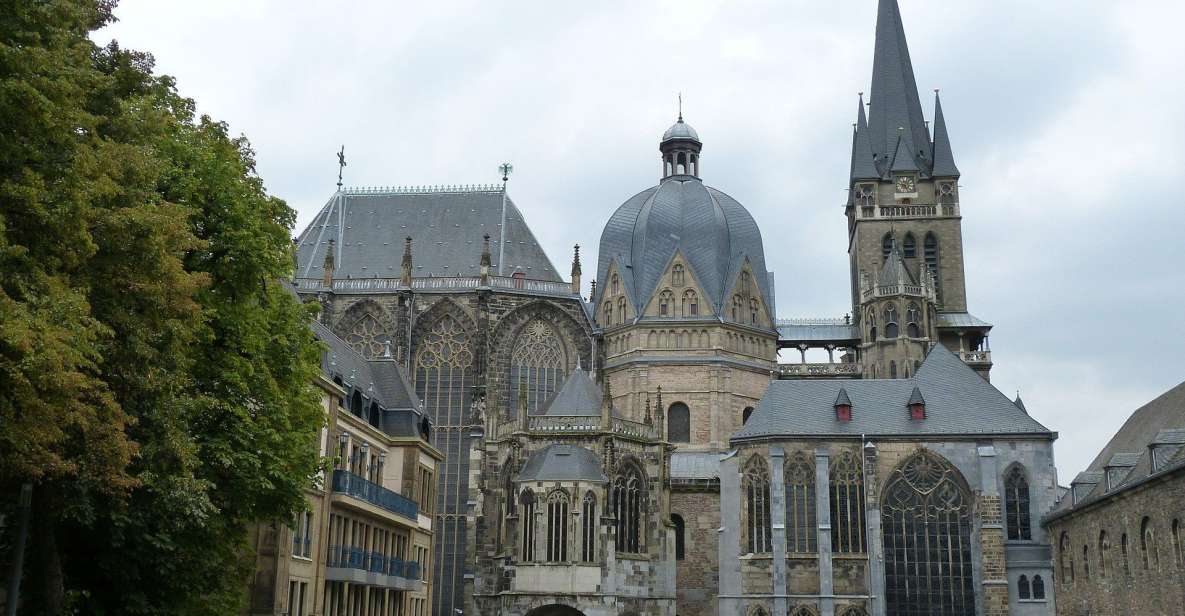 Aachen: Private Christmas Market Tour - Tour Details