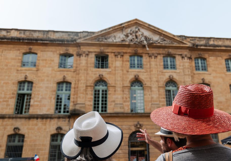 Aix-En-Provence City Tour With Wine and Cheese & Luberon - Exploring the Luberon Region