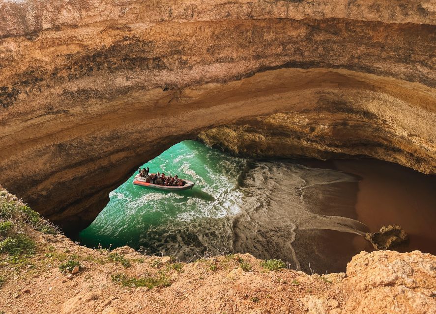 Albufeira: Benagil Cave, Algar Seco & Marinha Adventure Walk - Discover Natural Pools