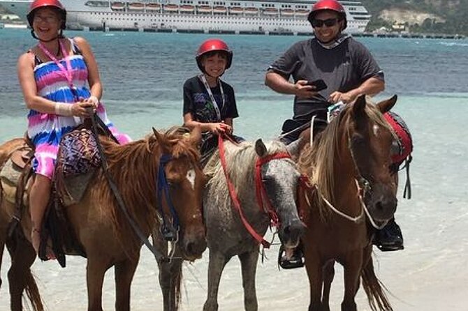 Amazing 3-Hour Horseback Riding at Puerto Plata With Pickup - Experienced Tour Guides