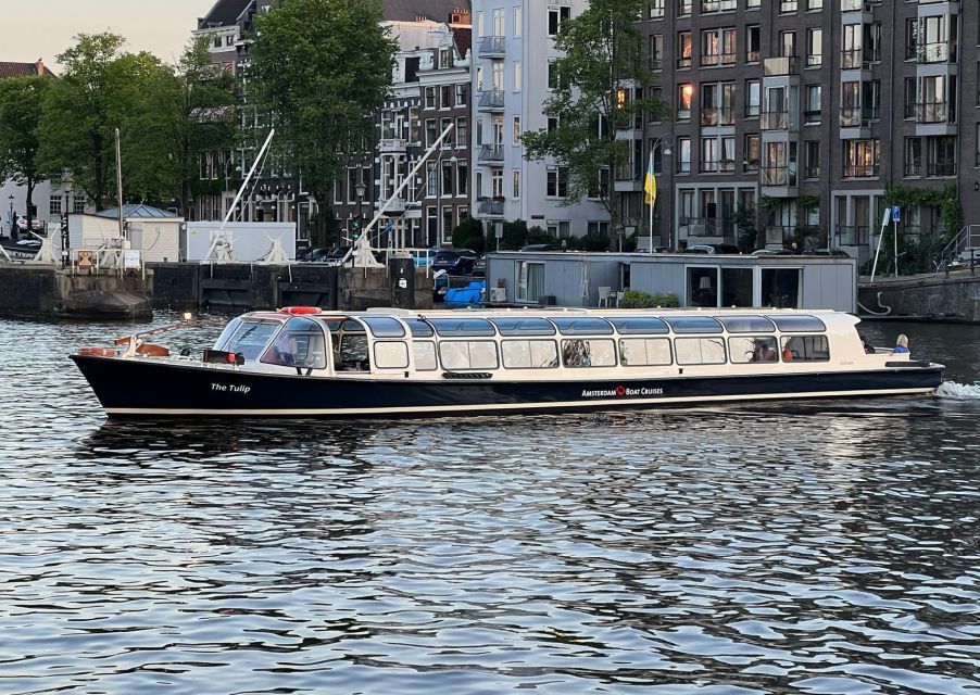 Amsterdam: Canal Cruise With Live Commentary and Audio Guide - Convenient Booking and Cancellation