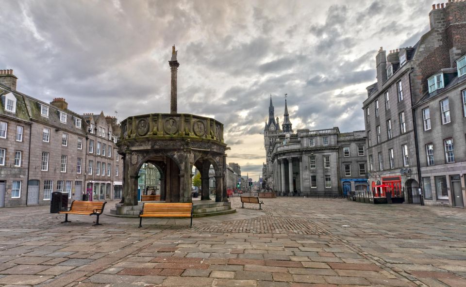 Art, History, and Hidden Gems: Aberdeen Private Walking Tour - Tour Description