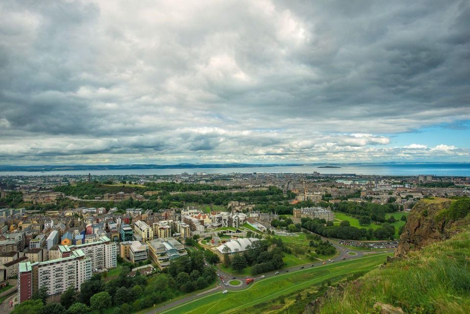 Arthurs Seat In App Audio Tour: a Vertiginous Hike - Journey Through Holyrood Park