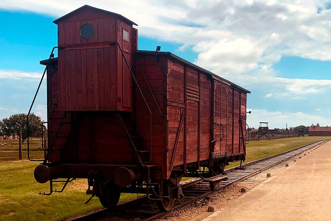 Auschwitz-Birkenau Guided Shared Tour From Krakow - Policies and Restrictions