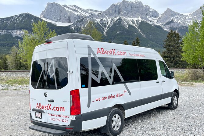 Banff/Canmore/Kananaskis to Calgary YYC Airport – Private Shuttle - Luggage and Pets Policies