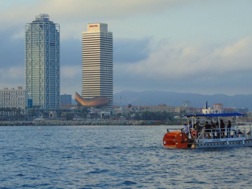 Barcelona: 1.5-Hour Private Scenic Pedal Boat Tour - Itinerary