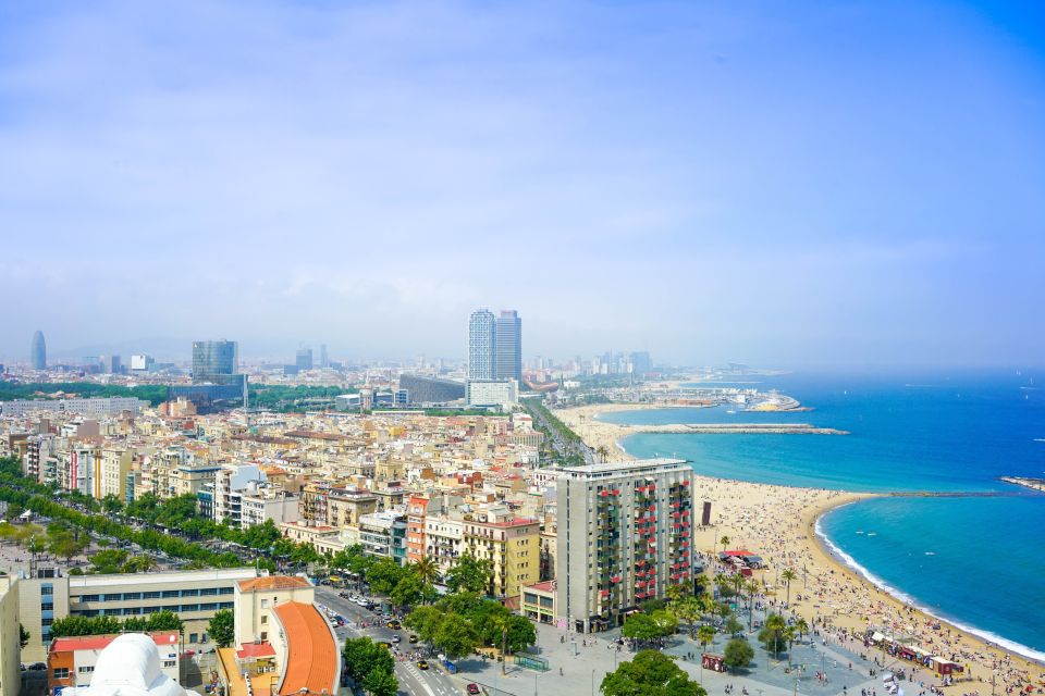 Barcelona: Best of Barcelona Walking Tour - Experiencing the Citys History and Culture