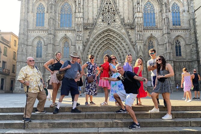 Barcelona City Tour Sagrada Family, Park Güell, Pedrera STL Tickets - Gothic Quarter Walking Tour