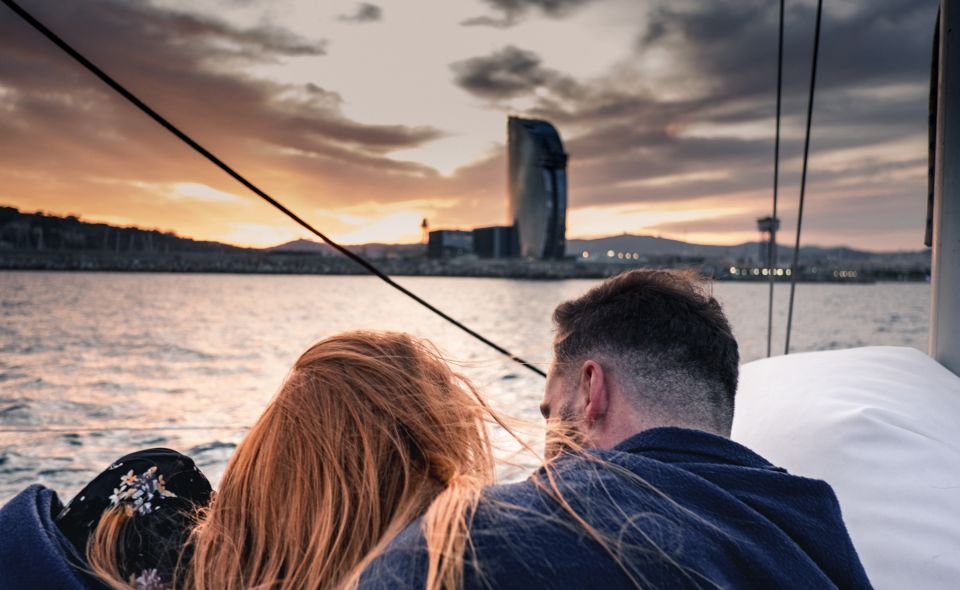 Barcelona: Marriage Proposal Boat Trip - Scenic Sightseeing