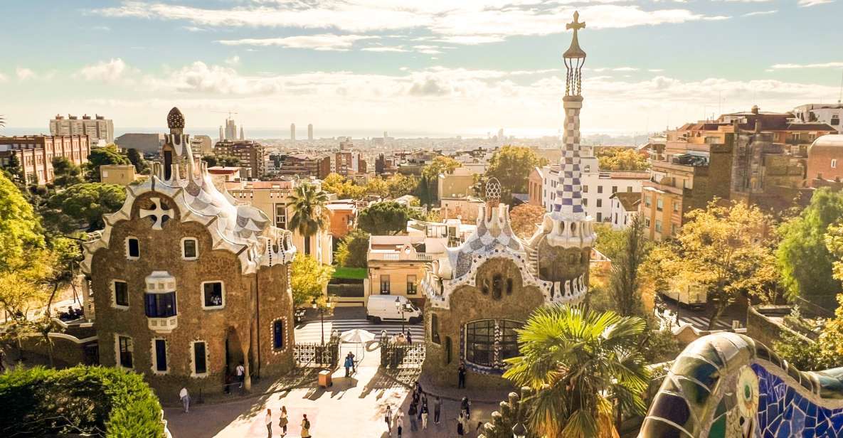 Barcelona: Park Güell & La Sagrada Familia Tickets and Tour - Skip-the-Line Access