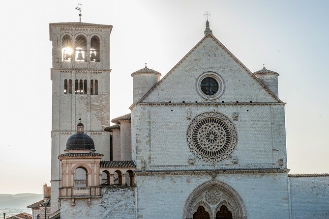 Basilica of Saint Francis Tour With Official Guide - Highlights of the Upper Church