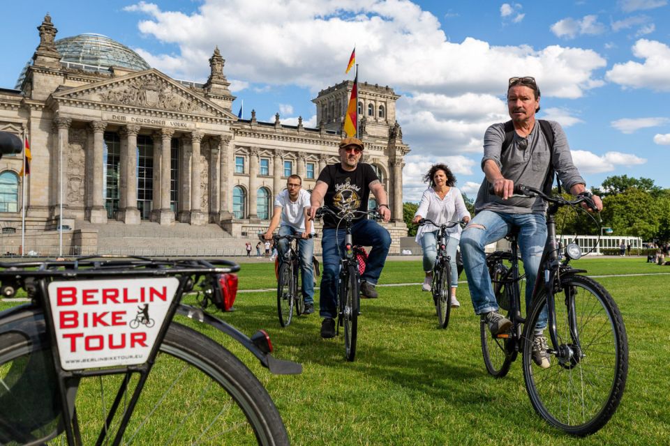 Berlin: Small Group Bike Tour Through City Center - Important Information