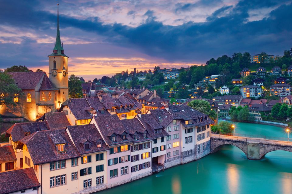 Bern: First Discovery Walk and Reading Walking Tour - Capturing Memorable Photos