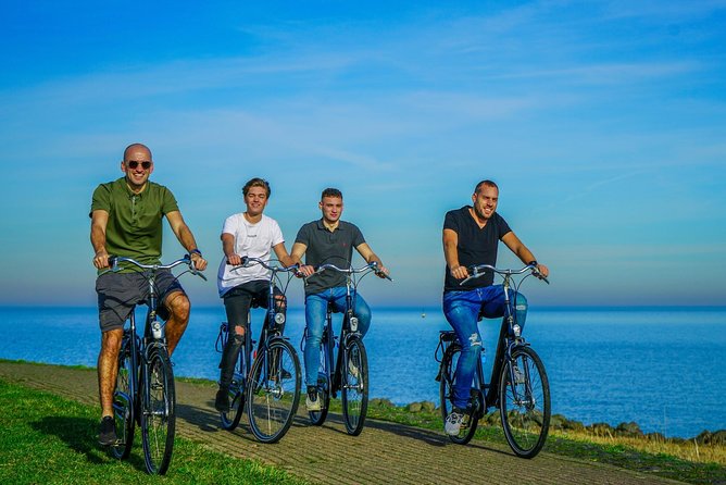 Bike Rental Volendam - Explore the Countryside of Amsterdam - Exploring the Town of Edam