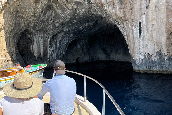 Blue Grotto and Capri All Inclusive Private Boat Tour - Customer Reviews