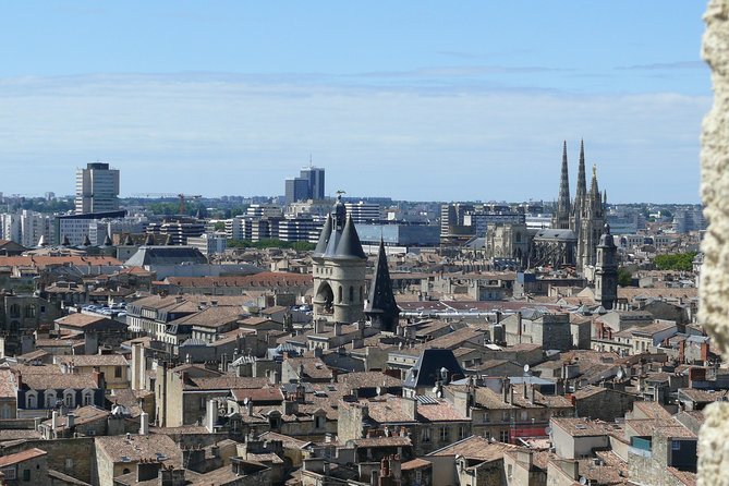 Bordeaux City Sights Walking Tour - Start Time and Duration