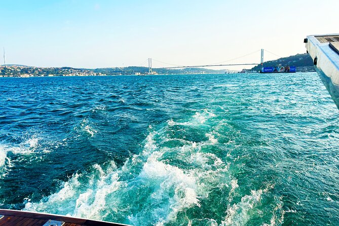 Bosphorus & Golden Horn: Sunset Yacht Cruise With Expert Guide - Tour Details