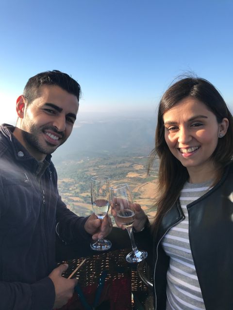 Braga: Hot Air Balloon Ride With Cava Toast & Picnic - Departure Location and Weather Considerations