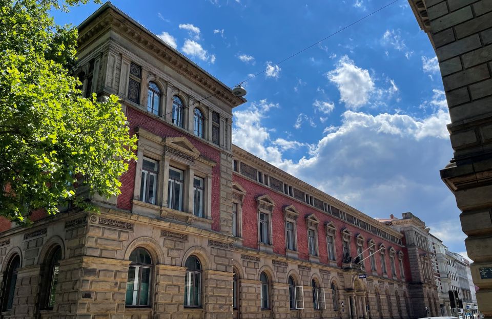 Braunschweig: Private Tour Through the History of Crime - Weather and Accessibility