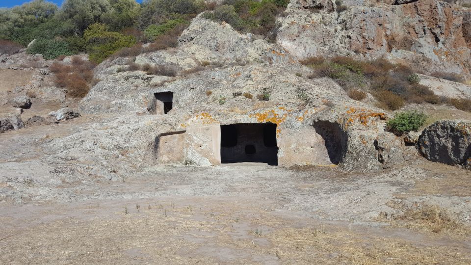 Cagliari: Full-Day Private Tour of Prehistoric Sardinian - The Giant Tomb