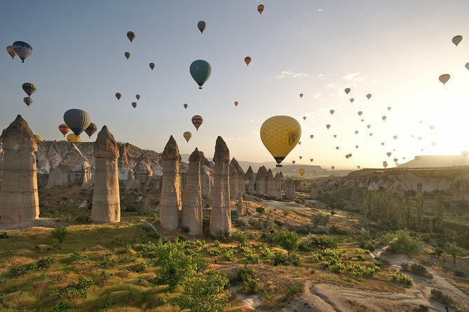 Cappadocia Balloon Ride - Champagne Celebration After Flight