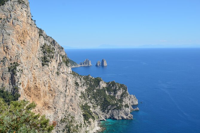 Capri Island and Blue Grotto - Small Group Day Tour - Exploring Capri Island