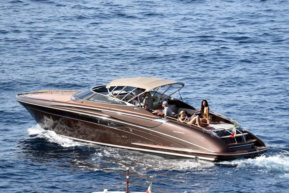 Capri: Sunset & Champagne Cruise via Riva 44 Speedboat - Enjoying the Romantic Experience