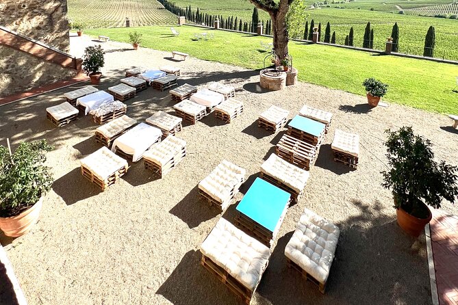 Chianti and Castle Small Group Tour From Siena With Wine Tasting - Historic Monteriggioni