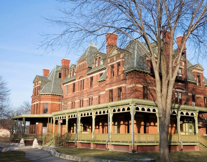 Chicago Historic Pullman Company Town Private Walking Tour - Hotel Florence and Greenstone Church