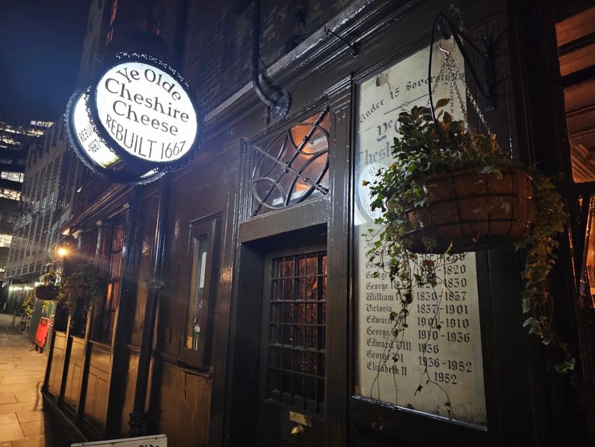 City of London Historic Pub Waliking Tour - Discovering the Elusive Pub